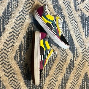 Funky Fresh Vans! These are head turners, for sure! Only worn a few times.